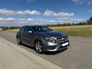 Mercedes-Benz GLA 180 AMG Line *SHZ*El-Heckkl.*GRA*LED*8-Fach*