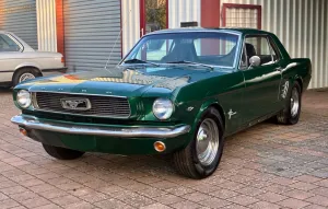 Ford Mustang #V8