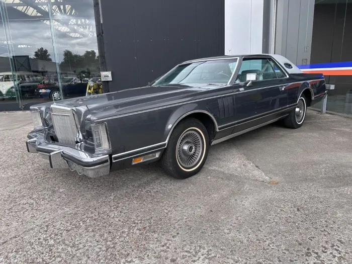 Lincoln Continental Mark V - 7.5 V8 - Belgian car 
