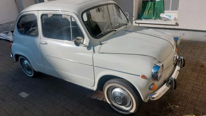 Seat 600 
