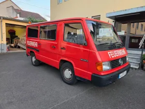 Mercedes-Benz MB100 D Bus Feuerwehr