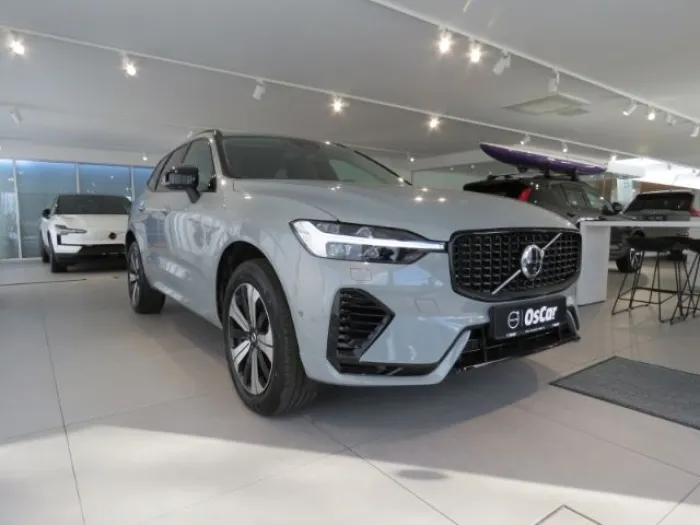 Volvo XC60 T8 Recharge Plus Dark Business-P. Leder Har