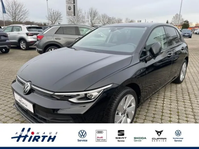 Volkswagen Golf VIII PA Life 1.5 TSI DA13BX KLIMA LED ALU