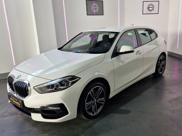 BMW 118iA  SPORT LINE /LED/LEDER/SHADOW LINE/