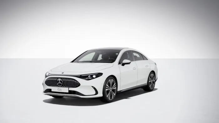 Mercedes-Benz CLA 350 4M Progressive/LED/DISTRON/Pano-D/Memory