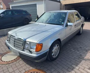 Mercedes-Benz Mercedes Benz W124 E320 Oldtimer Automatik...