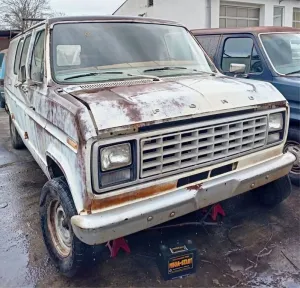 Ford 1980 Ford Econoline E 100 Cargo Van