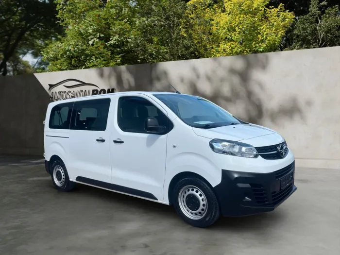 Opel Vivaro Kombi M L2/1.Hand/9Sitzer/DAB+/Klima