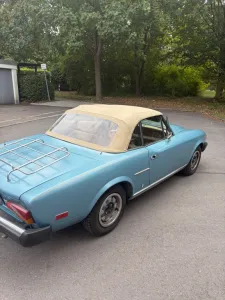 Fiat 124 Spider