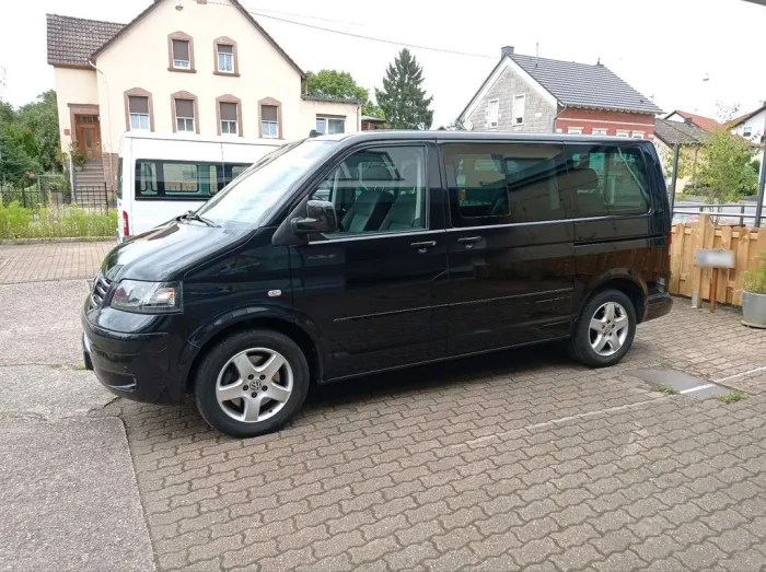Volkswagen VW T5 Multivan