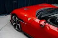 Ferrari Coupe 6.5 V12 CARBON LIFT PASSENGER DISPLAY