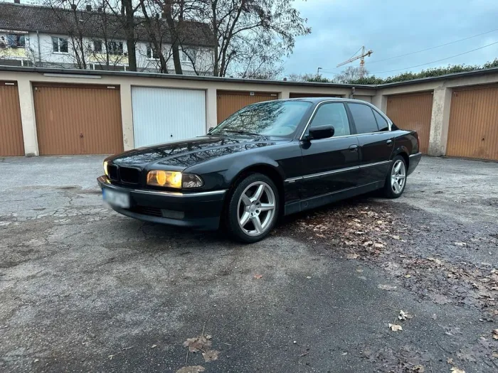 BMW 740i V8 4.0 vorfacelift *Sound* TÜV * ...