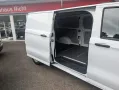 Volkswagen T7 Transporter 2.0 TDI LR Lang L2H1 Kamera SHZ A