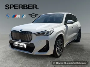 BMW iX1 eDrive20 M Sportpaket*AHK*Driving Assistant*