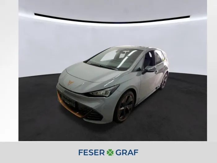 Cupra Born 150 KW - KAMERA - NAVI - LED - SZH