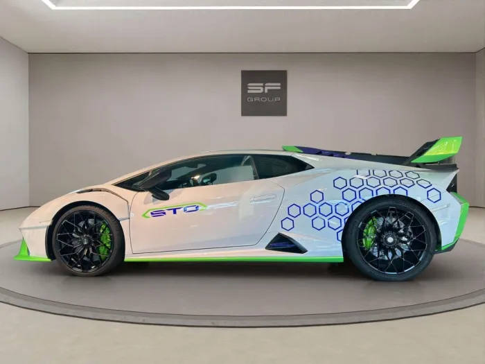 Lamborghini Huracán STO-1.HAND-GARANTIE-KLAPPE-SCHALENSITZE