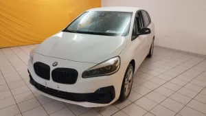 BMW 218i Active Tourer, LED, AGR, Navi, Sitzheizung