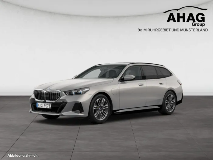 BMW 550e xDrive Touring