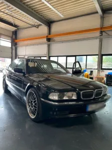 BMW E38 750iL Top zustand