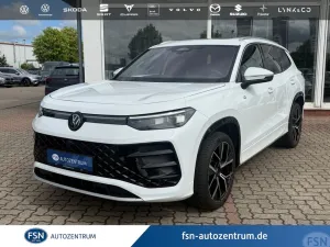 Volkswagen Tayron R-Line 4MOTION+PANO+AHK+STHZ+MATRIX