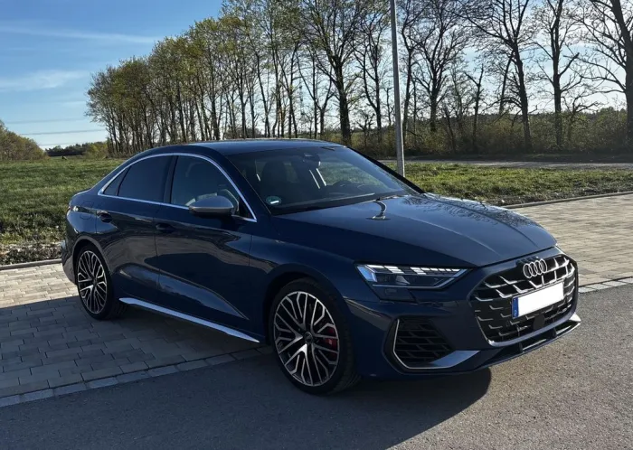 Audi S3 Limousine TFSI quattro -