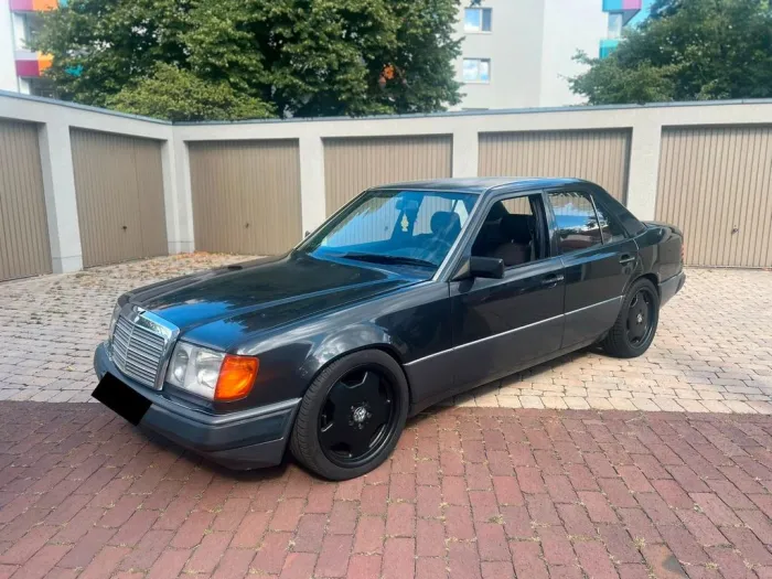 Mercedes-Benz W124 260er Mercedes*Klima*Intra 18 zoll*