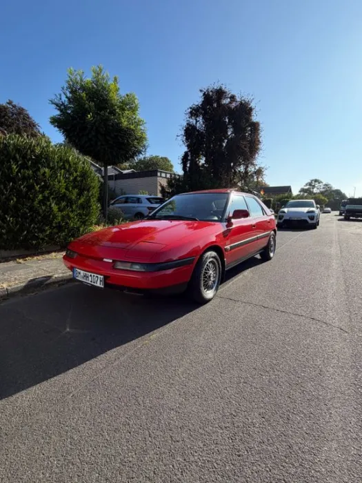 Mazda 323