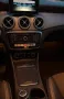 Mercedes-Benz GLA 180 DCT -