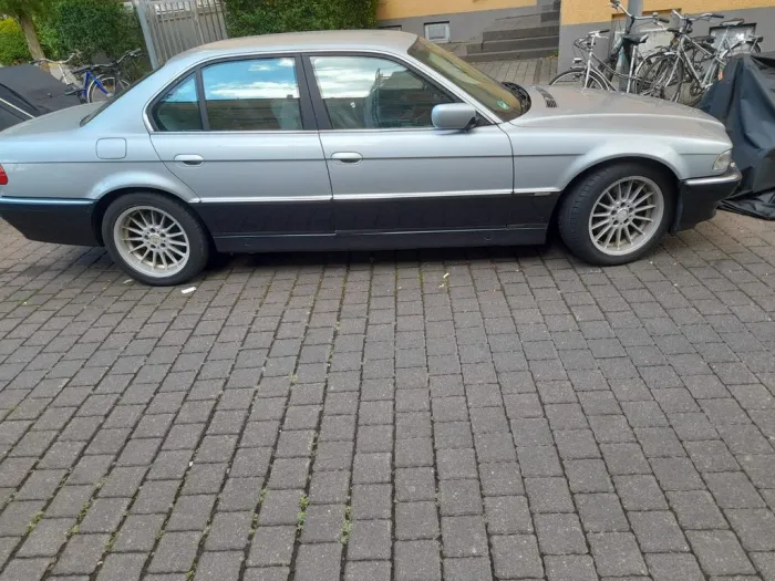 BMW 740i Auto 740i