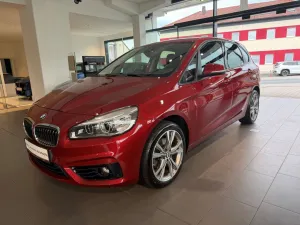 BMW 218i Sport Line