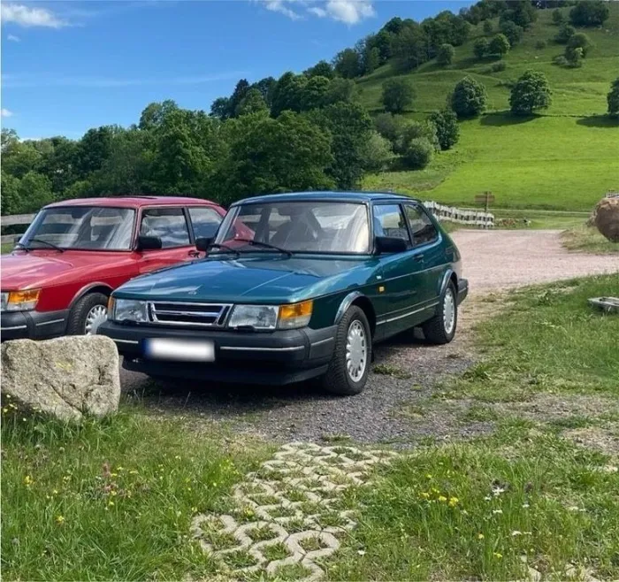 Saab 900 Softturbo - Eucalyptus-Grün - Kla...