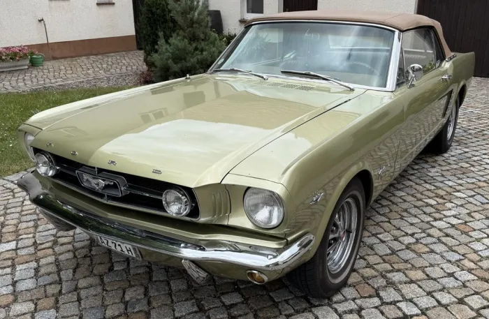 Ford Mustang V8 Cabrio BJ 1965 TÜV Neu