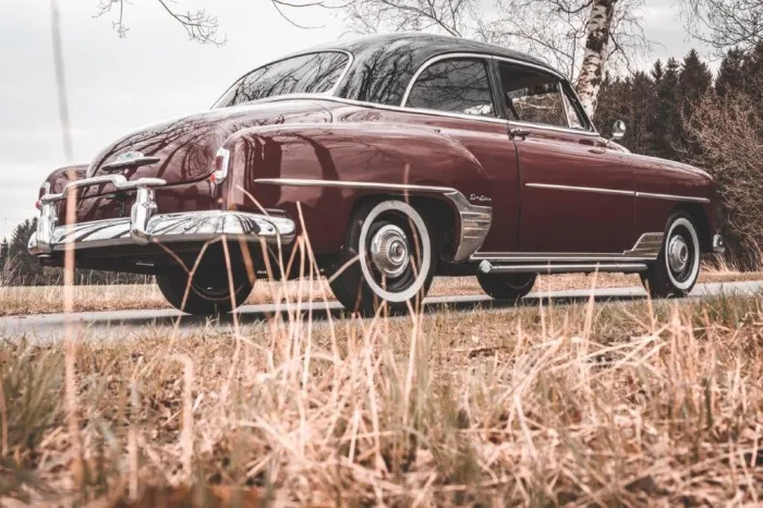 Chevrolet 1952 Coupe Servolenkung  6 Sitze 6 Zylinder
