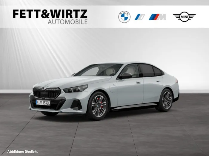 BMW 550e xDrive M Sport Pro-Autobahnassistent-H/K