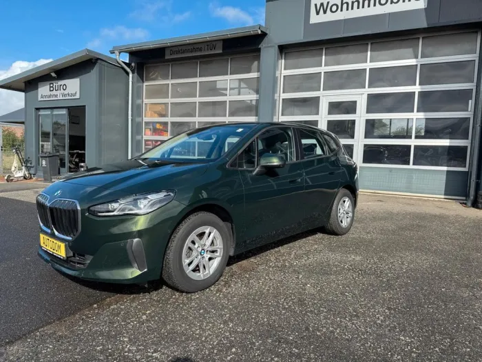 BMW 218 2 Active Tourer 218i*Carplay*Sitzh*