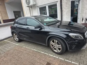 Mercedes-Benz Mercedes GLA 180, Baujahr 2016, zu verkaufen