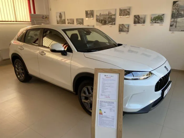Honda ZR-V Hybrid e:HEV 2.0 i-MMD Elegance / Allwetter