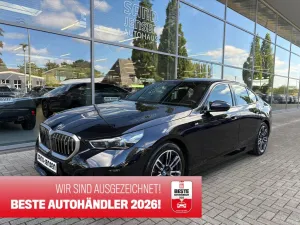 BMW i5 eDrive40 Inno Driveas+ Parkas+ Travel H&K AHK