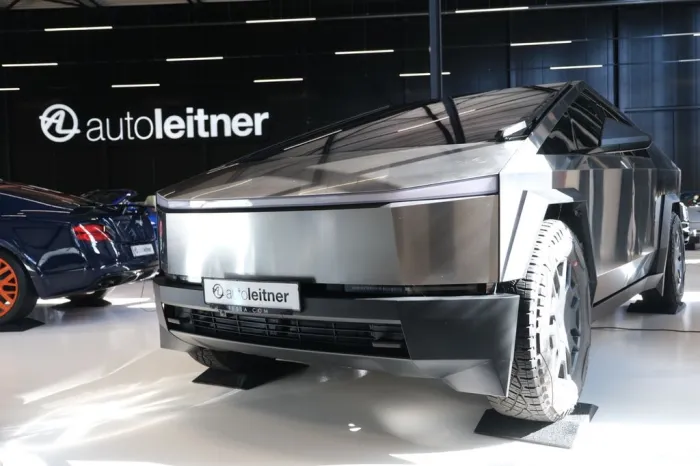 Tesla Cybertruck - new - EU Zulassung