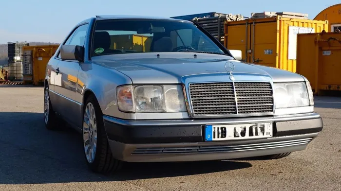 Mercedes-Benz W124 Coupé mit H-Zulassung 