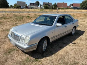 Mercedes-Benz Mercedes Benz E 280 W210