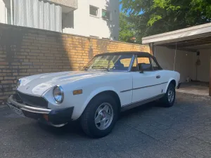 Fiat 124 Spider