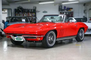 Corvette C2 Sting Ray Roadster