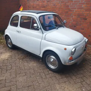 Fiat 500 L, Oldtimer mit Faltdach