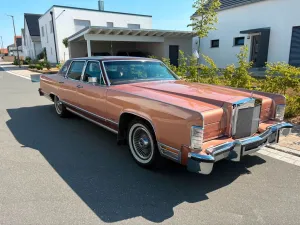Other Lincoln Continental Town Car