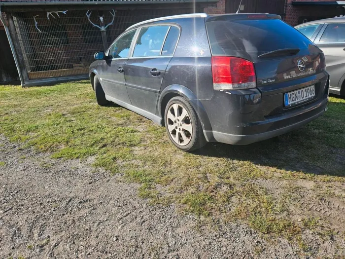 Opel Signum 2.2 dti