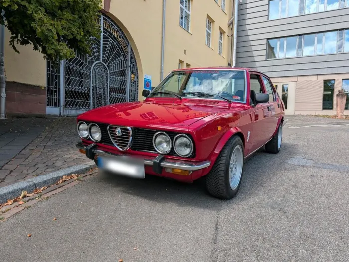 Alfa Romeo Alfetta 116
