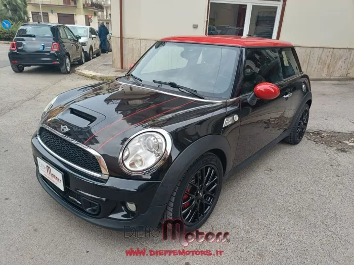 MINI Mini 1.6 16V John Cooper Works