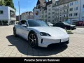Porsche Taycan 4 Cross Turismo