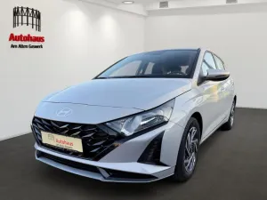 Hyundai i20 AUTOMAT+NAVI+APPLE/ANDROID+SITZHZG+LENKRADHZ